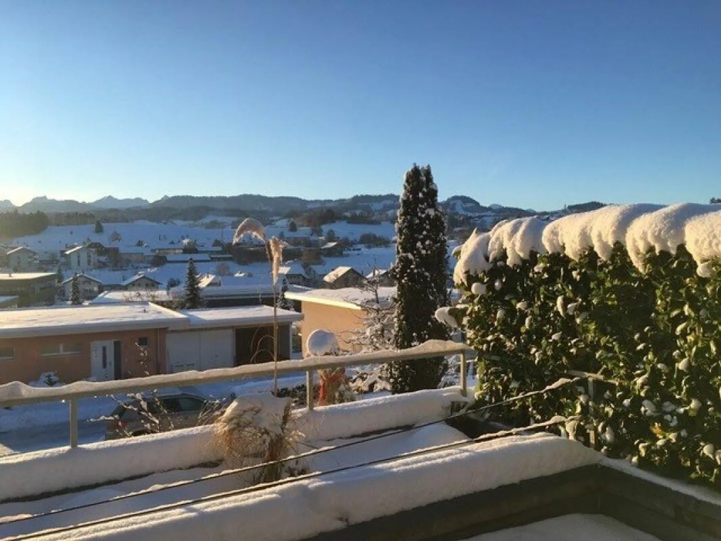 Propriété imposante et stylée avec vue sur la montagne - Photo 11 sur 12