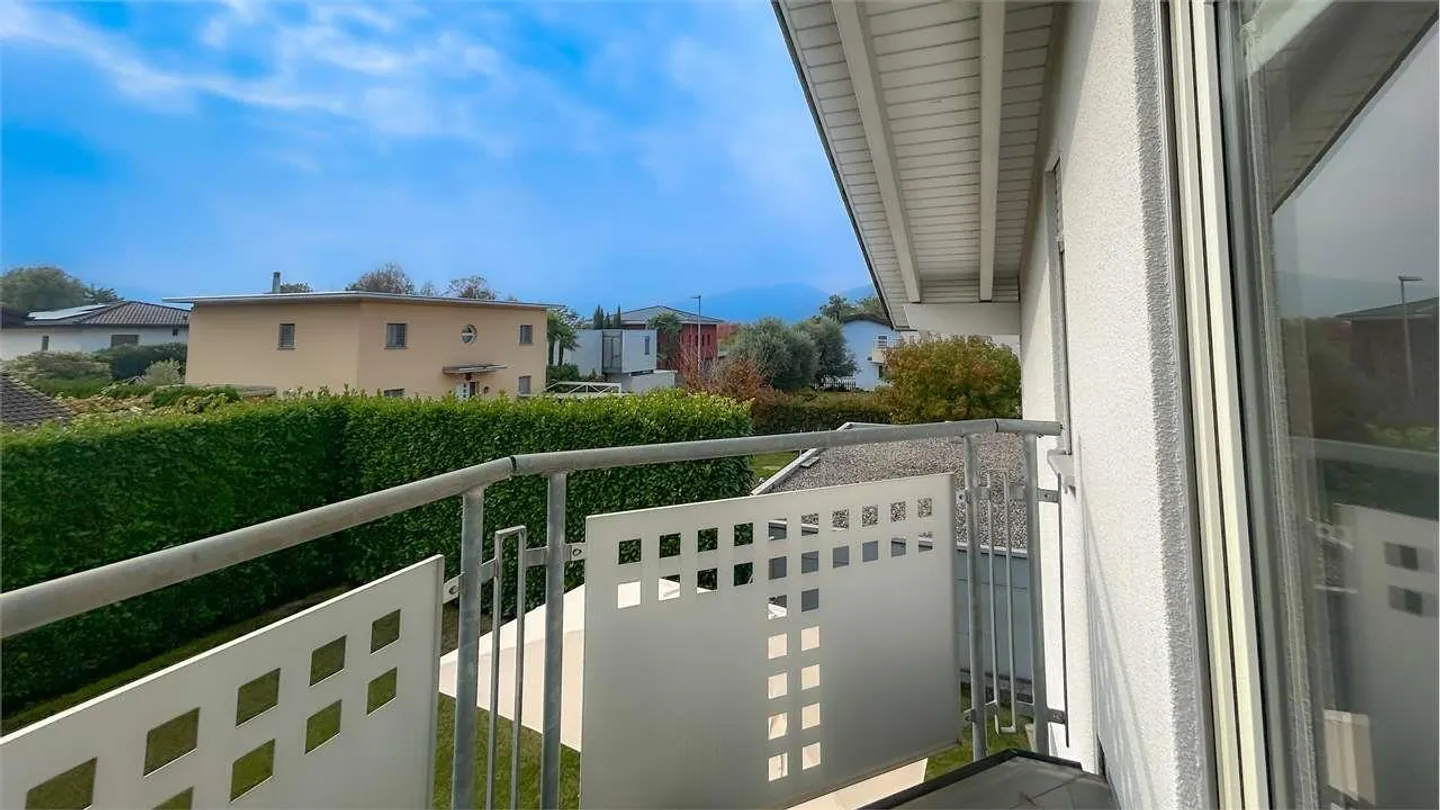 Montagnola : Maison individuelle avec grand jardin - Photo 4 sur 13