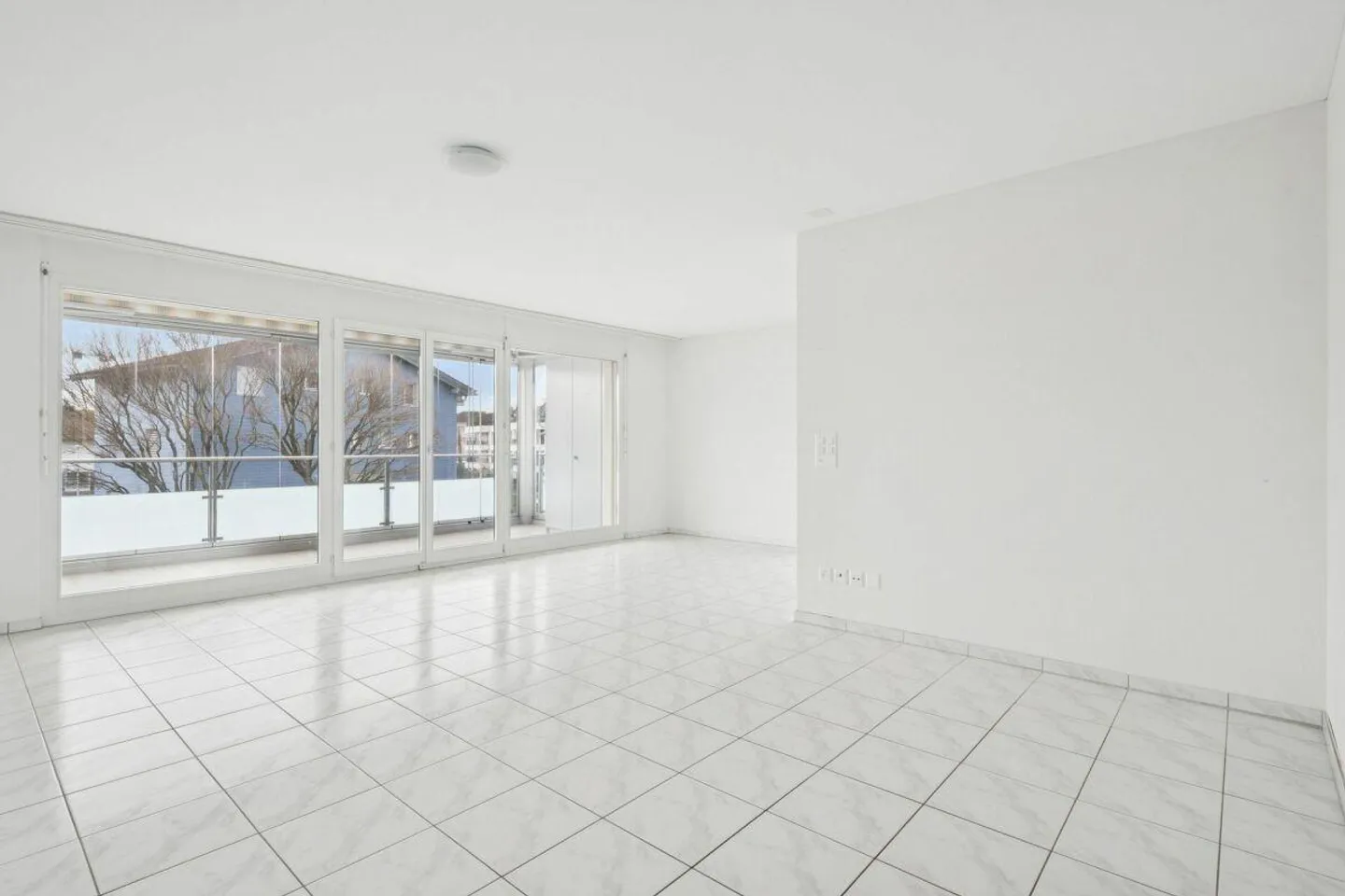 Dans le quartier familial - Photo 2 sur 10