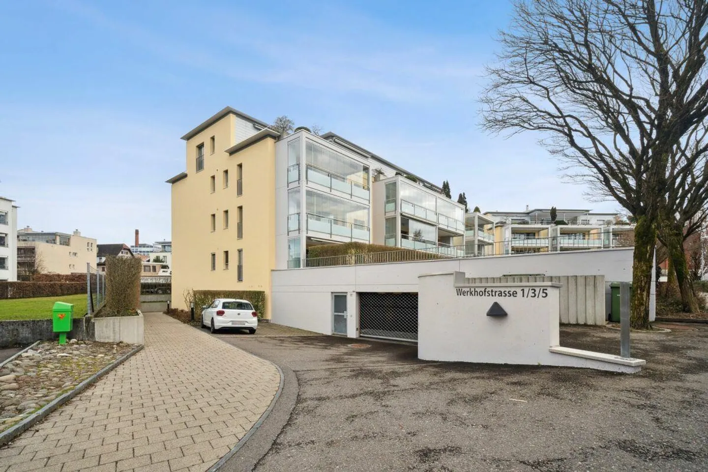 Dans le quartier familial - Photo 10 sur 10