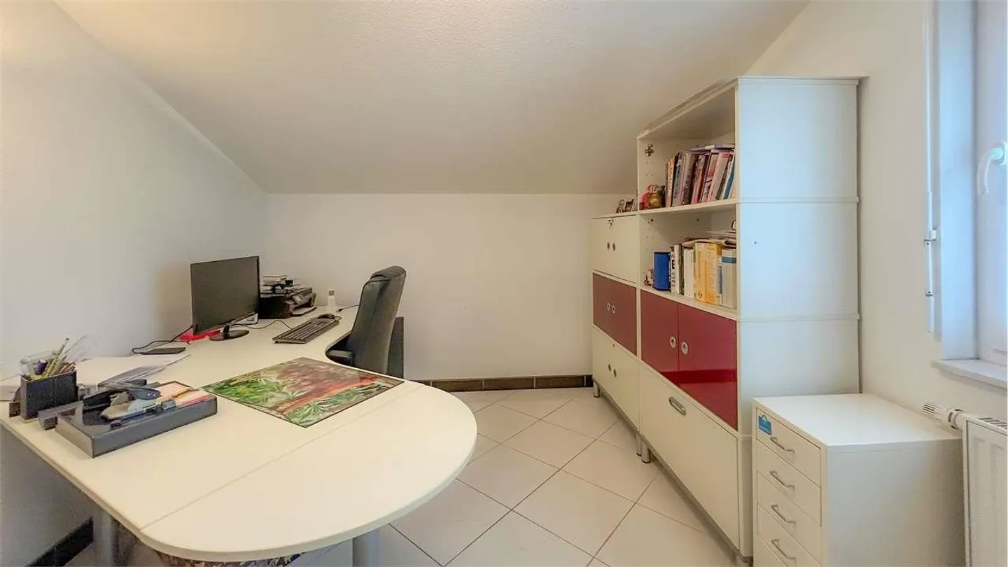 Montagnola : Maison individuelle avec grand jardin - Photo 12 sur 13