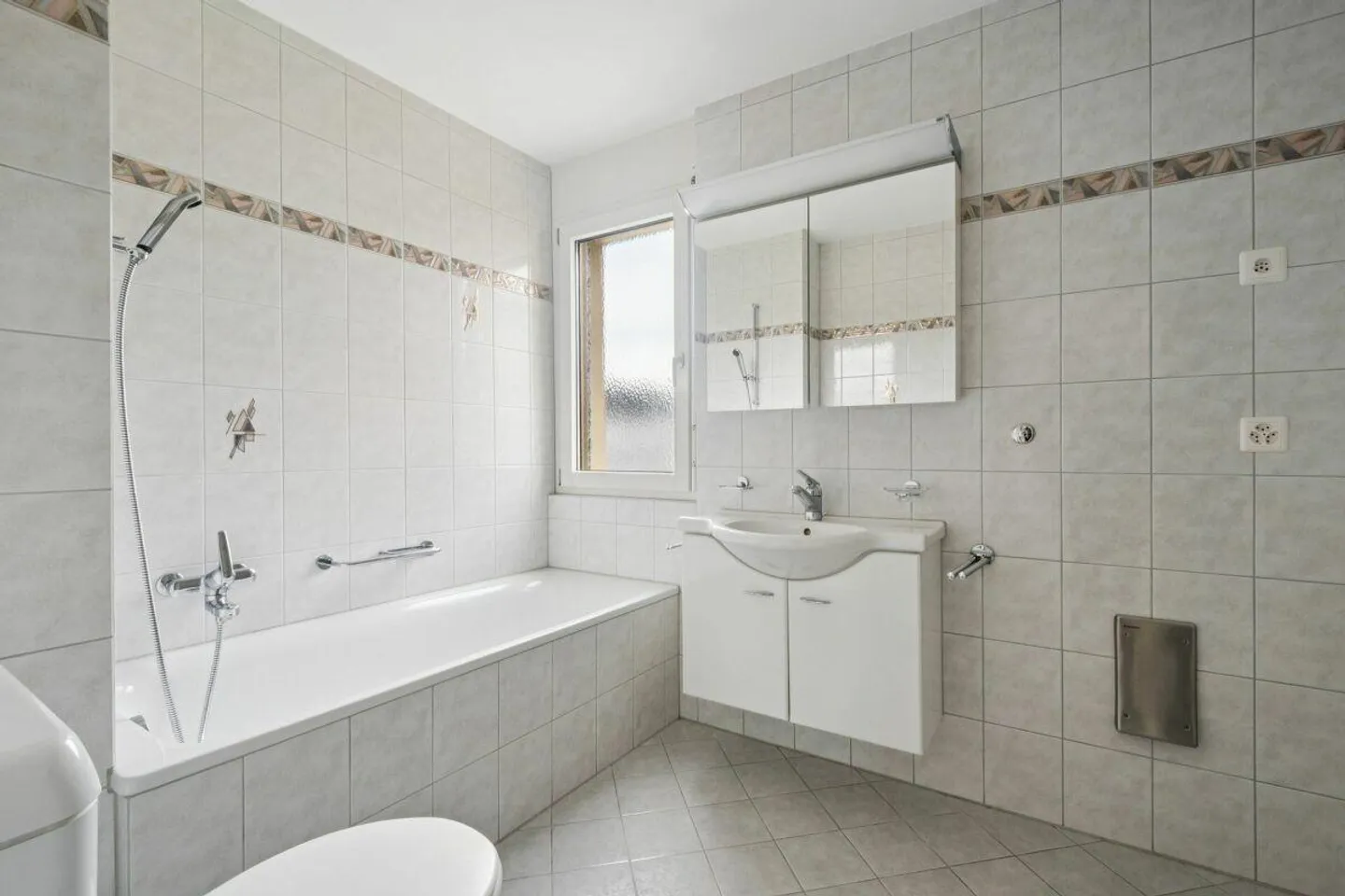 Dans le quartier familial - Photo 8 sur 10