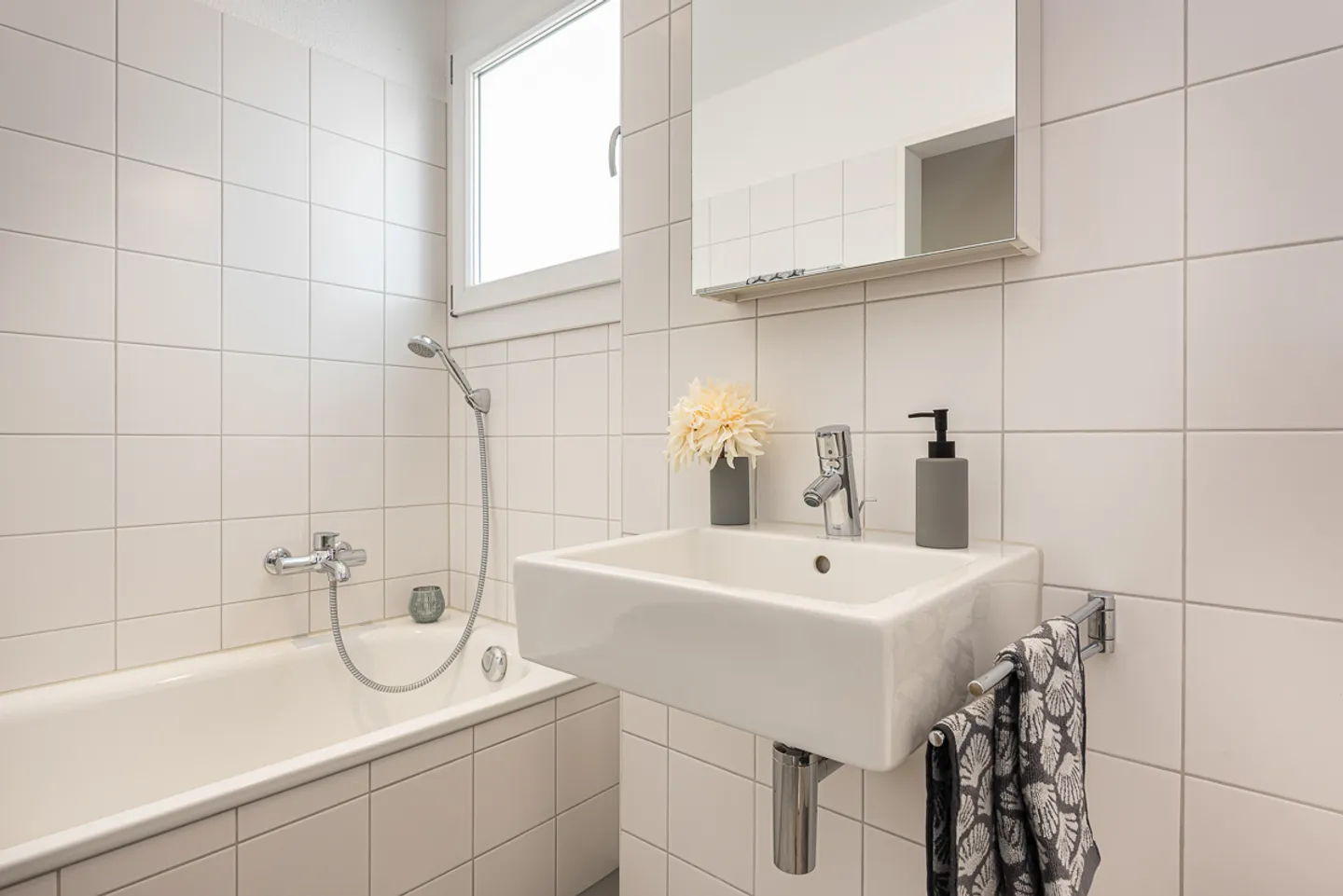 Moderne Wohnung in Nürensdorf - Foto 5 von 6