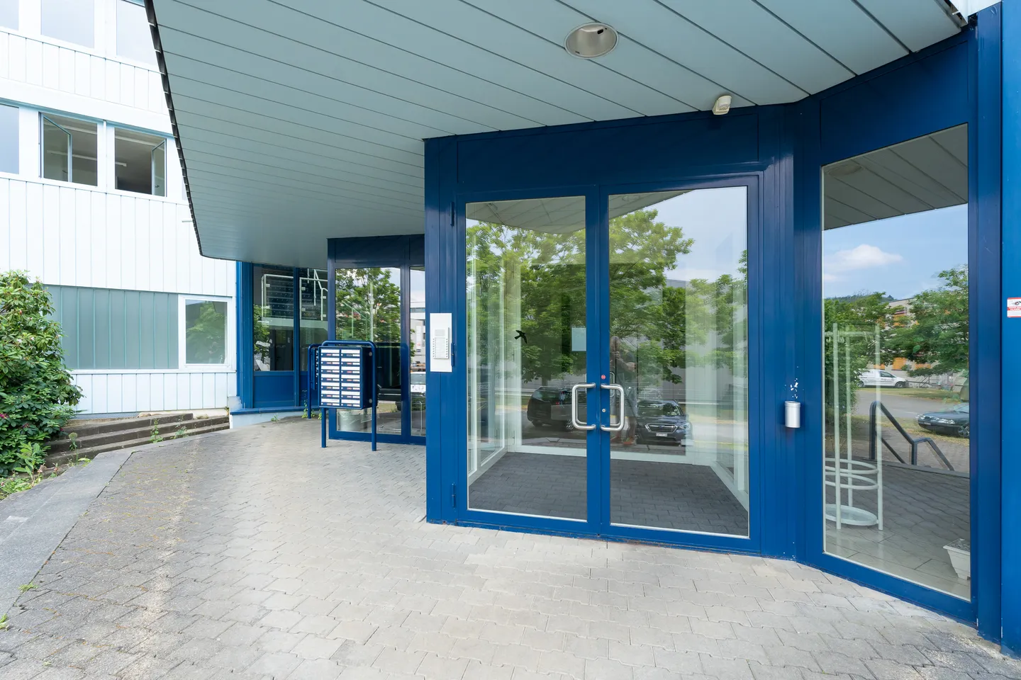Geräumiger Büroraum in zentraler Lage - Foto 1 von 4