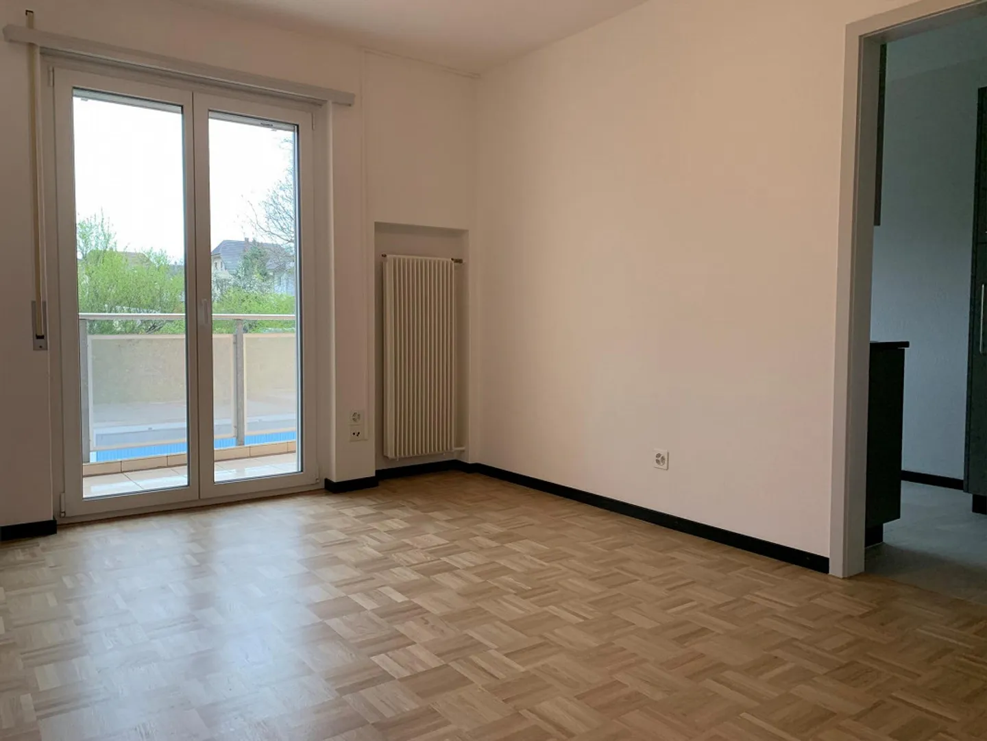 Appartement de 3 pièces fraîchement rénové dans le quartier de Linden - Photo 2 sur 7