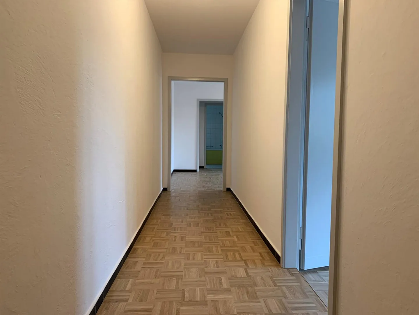 Appartement de 3 pièces fraîchement rénové dans le quartier de Linden - Photo 5 sur 7