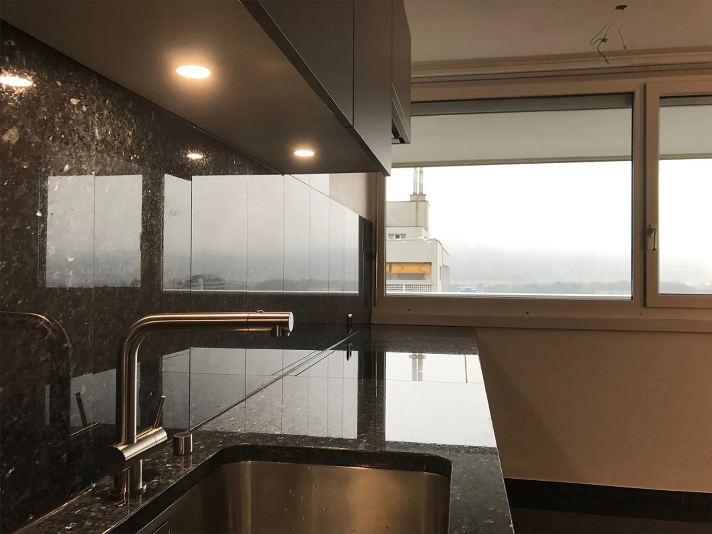 Large 3.5 Room Luxury Maisonette Apartment with Fantastic View - Photo 6 of 17