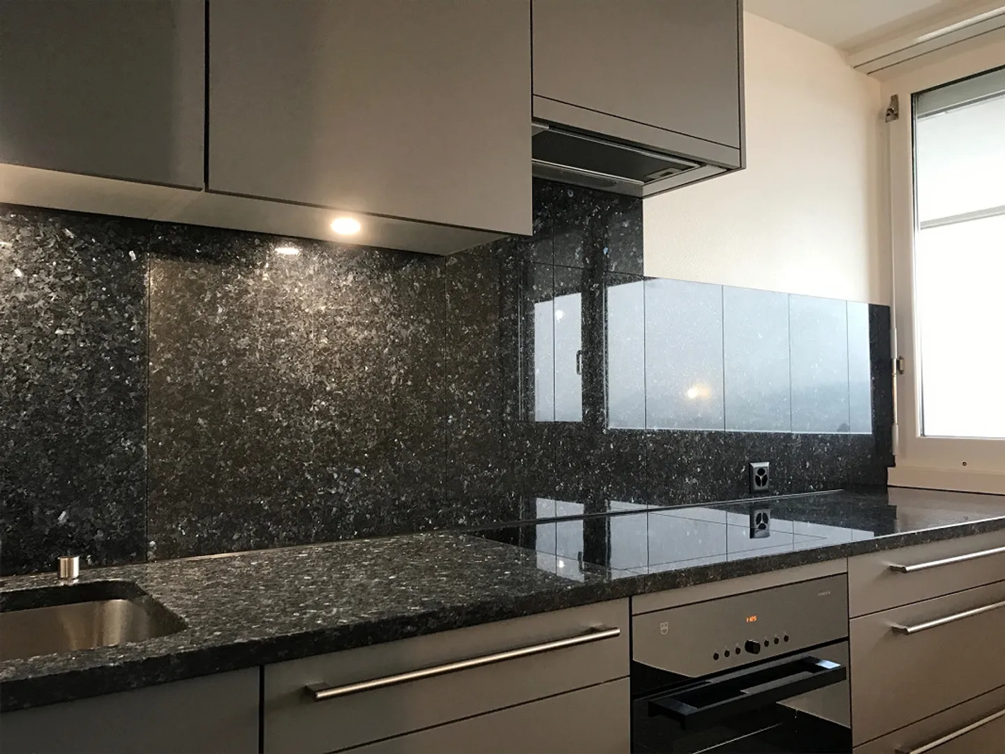 Large 3.5 Room Luxury Maisonette Apartment with Fantastic View - Photo 8 of 17
