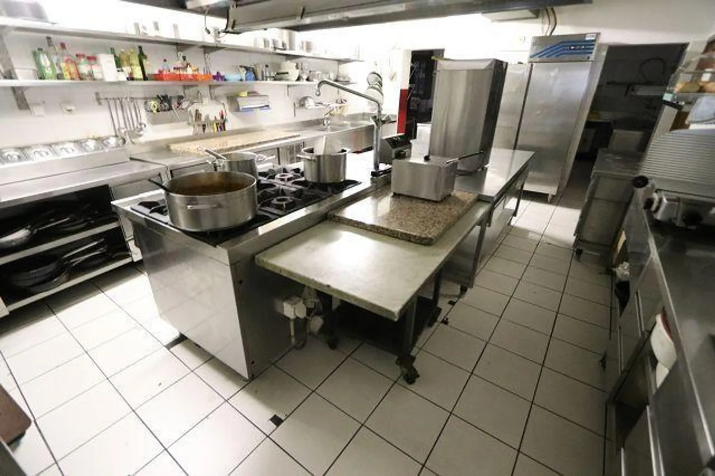 Hotel alle Botte con grande sala, appartamento del proprietario e camere d'albergo... - Foto 13 di 33
