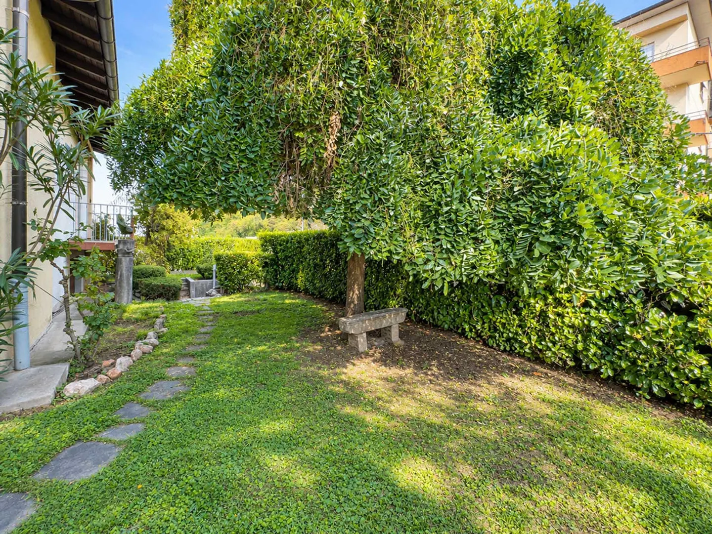 Haus mit großem Garten in Mendrisio - Foto 6 von 9