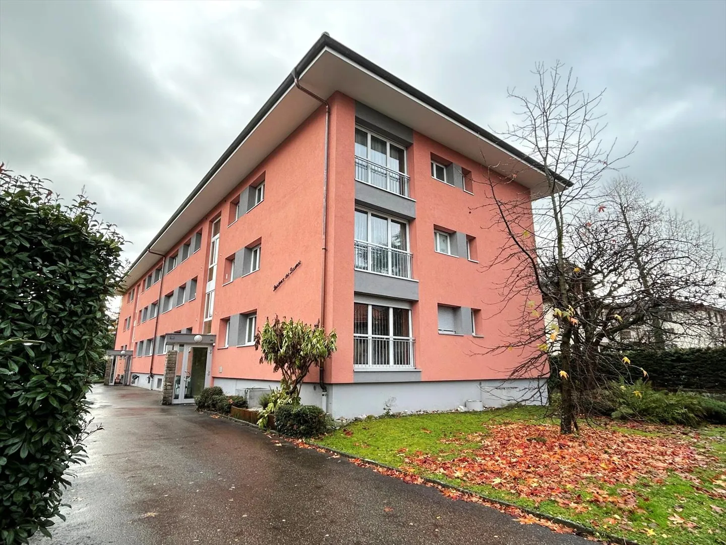 La Tour-de-Peilz - Avenue des Baumes 12 - 4,5-Zimmer-Wohnung - Foto 1 von 1