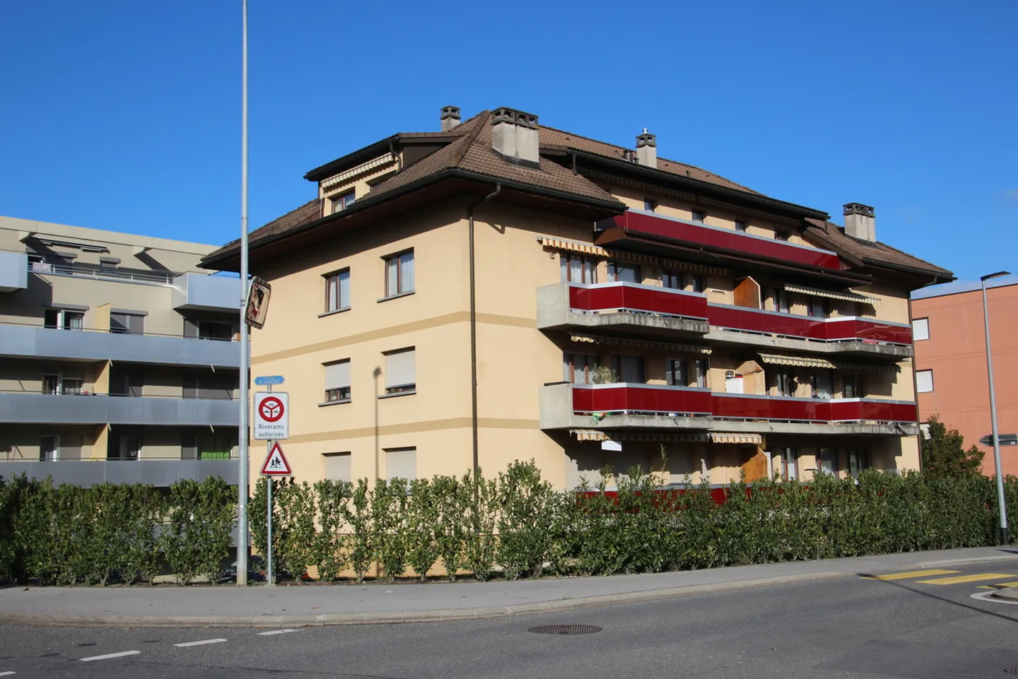 4,5-Zimmer-Wohnung 110 m2 mit Keller, Garage und Parkplatz - Foto 1 von 22