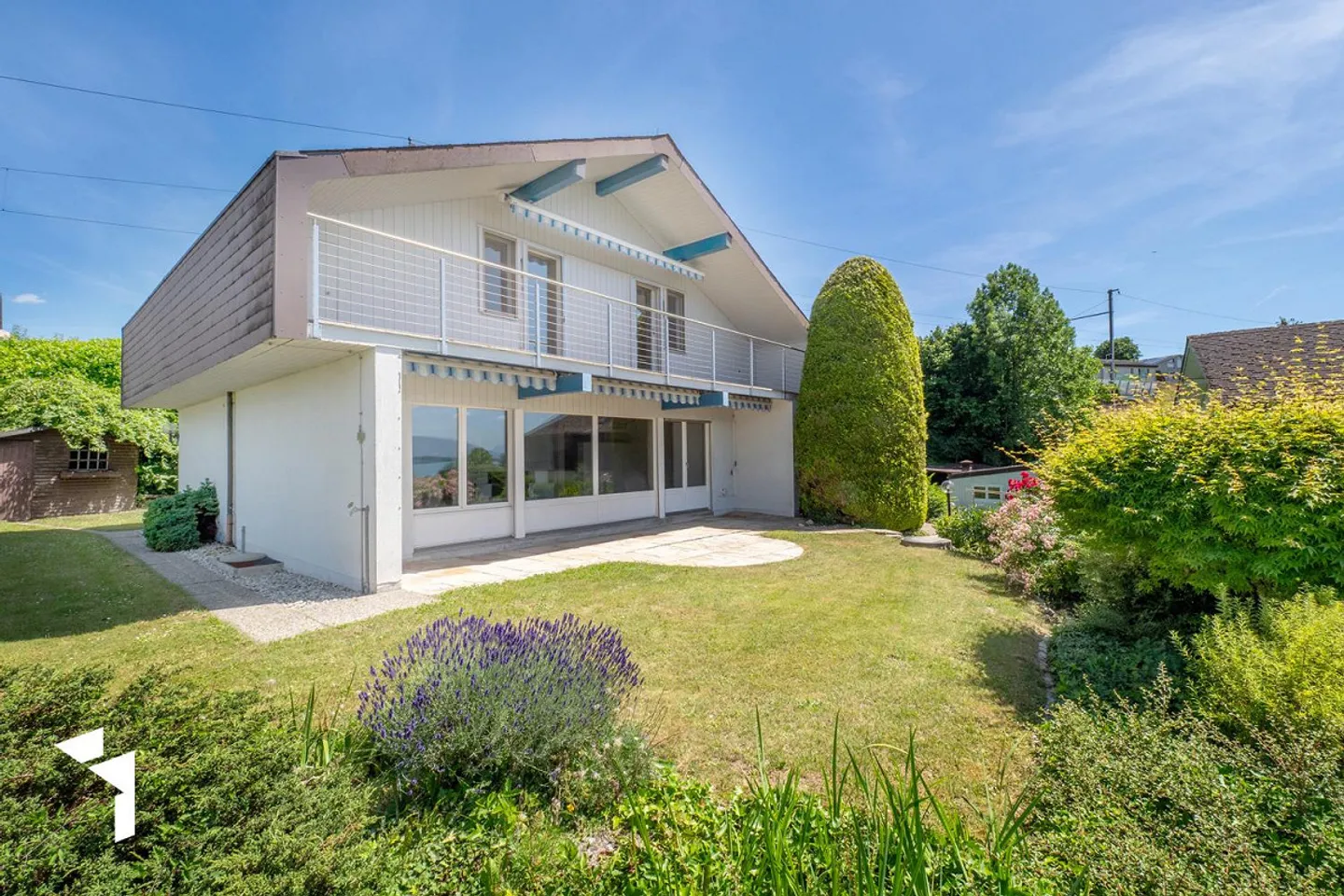 Fehr Immobilier - Maison individuelle de 5,5 pièces bien ensoleillée avec vue sur le lac - Photo 2 sur 13