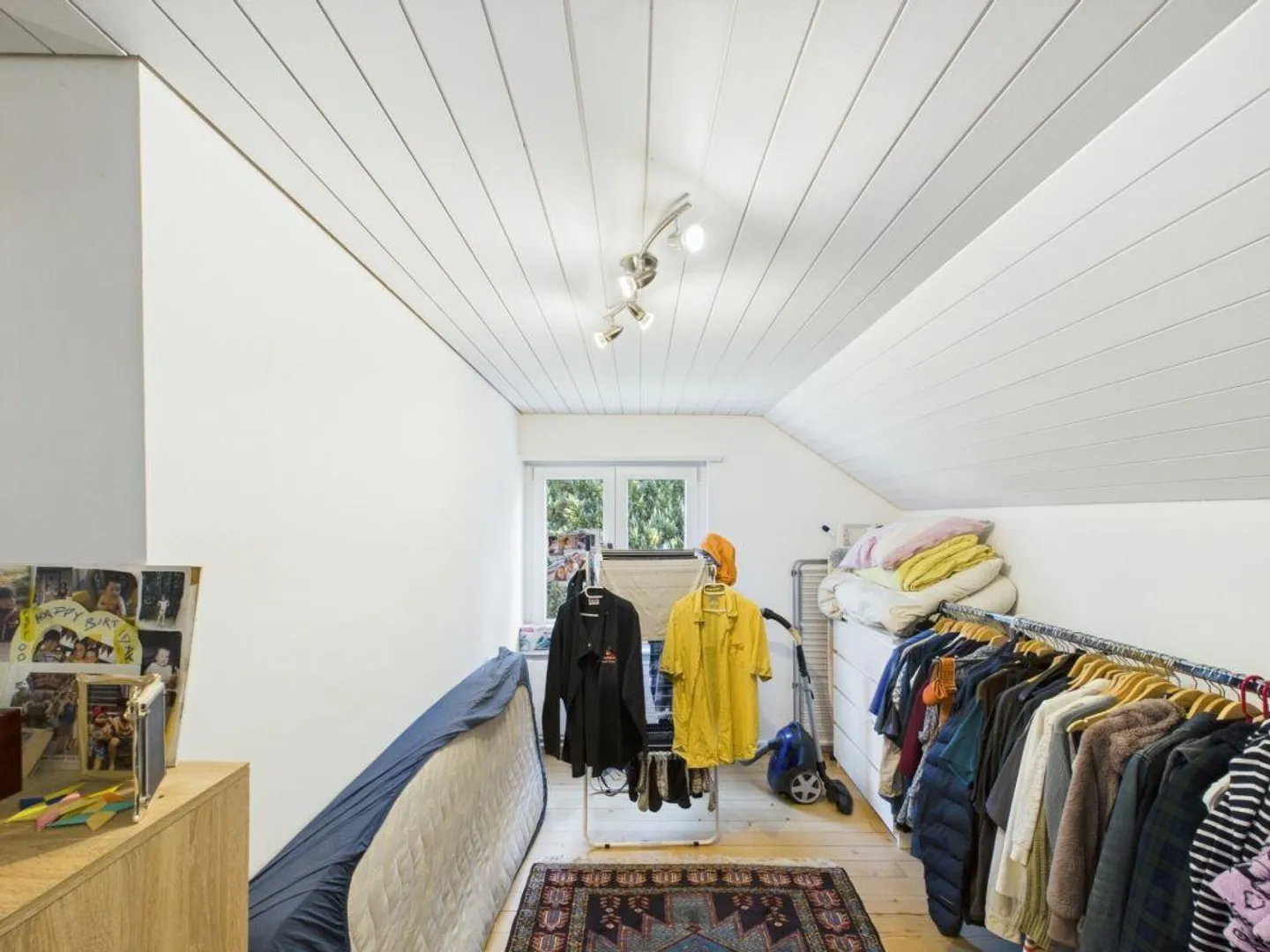 Beautiful single-family home with a view of Lake Untersee - Photo 10 of 12