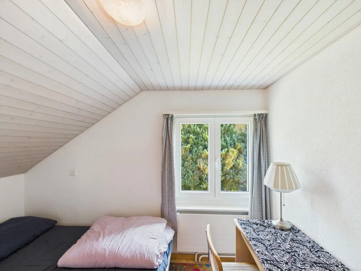 Beautiful single-family home with a view of Lake Untersee - Photo 11 of 12