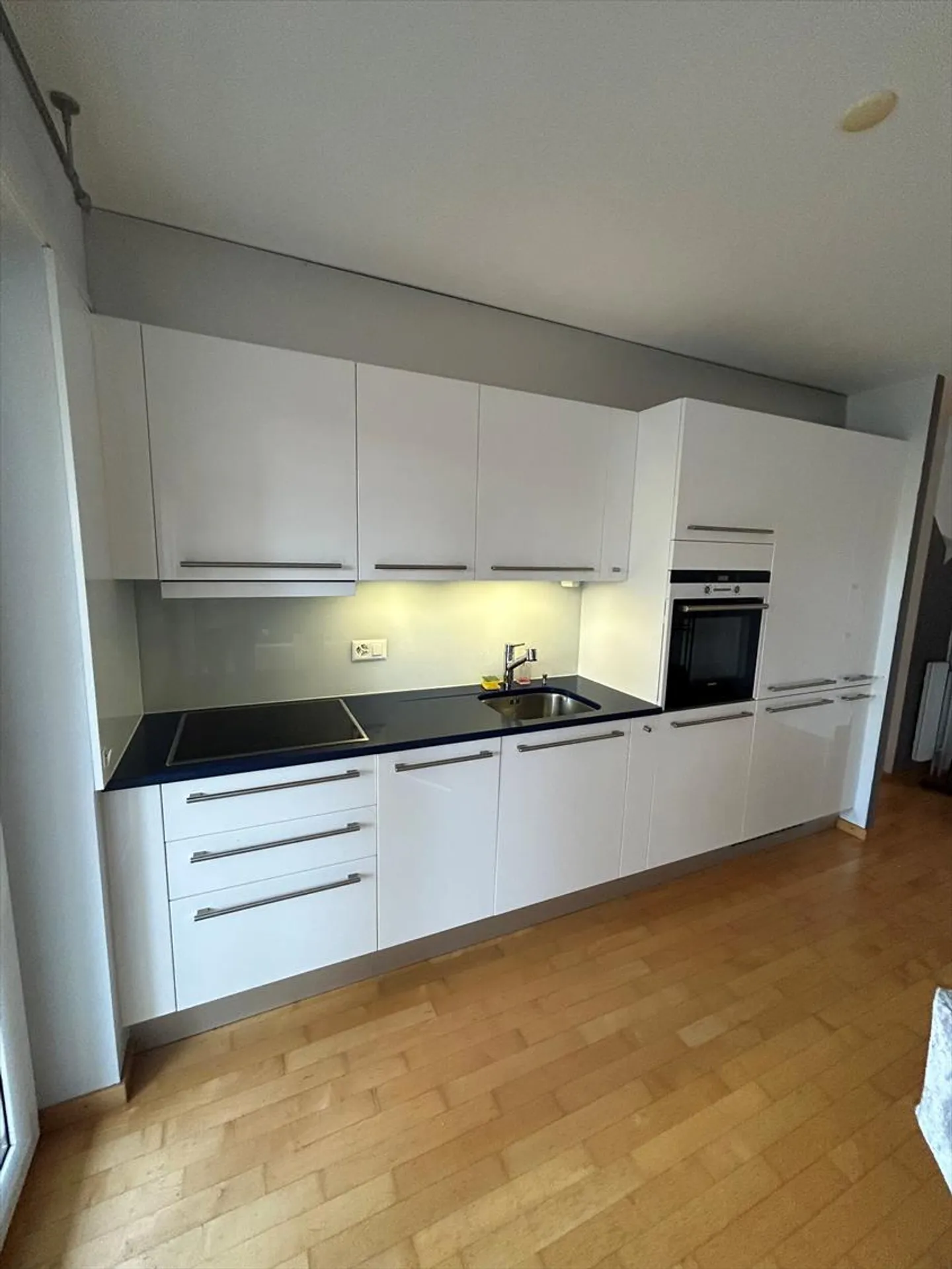 2.5 Room Apartment - Photo 2 of 13