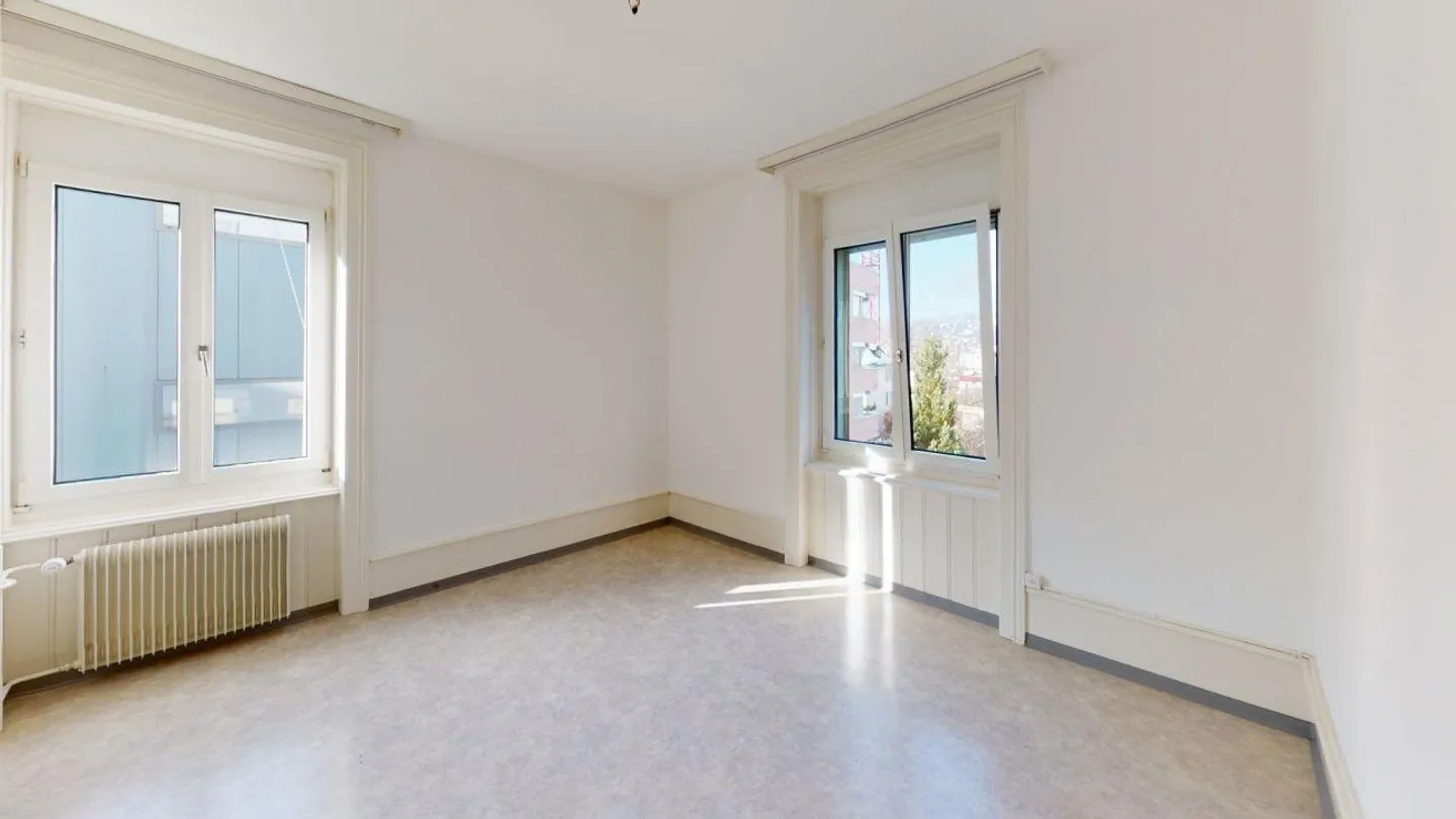Appartamento in edificio d'epoca di 4 stanze - Foto 4 di 8