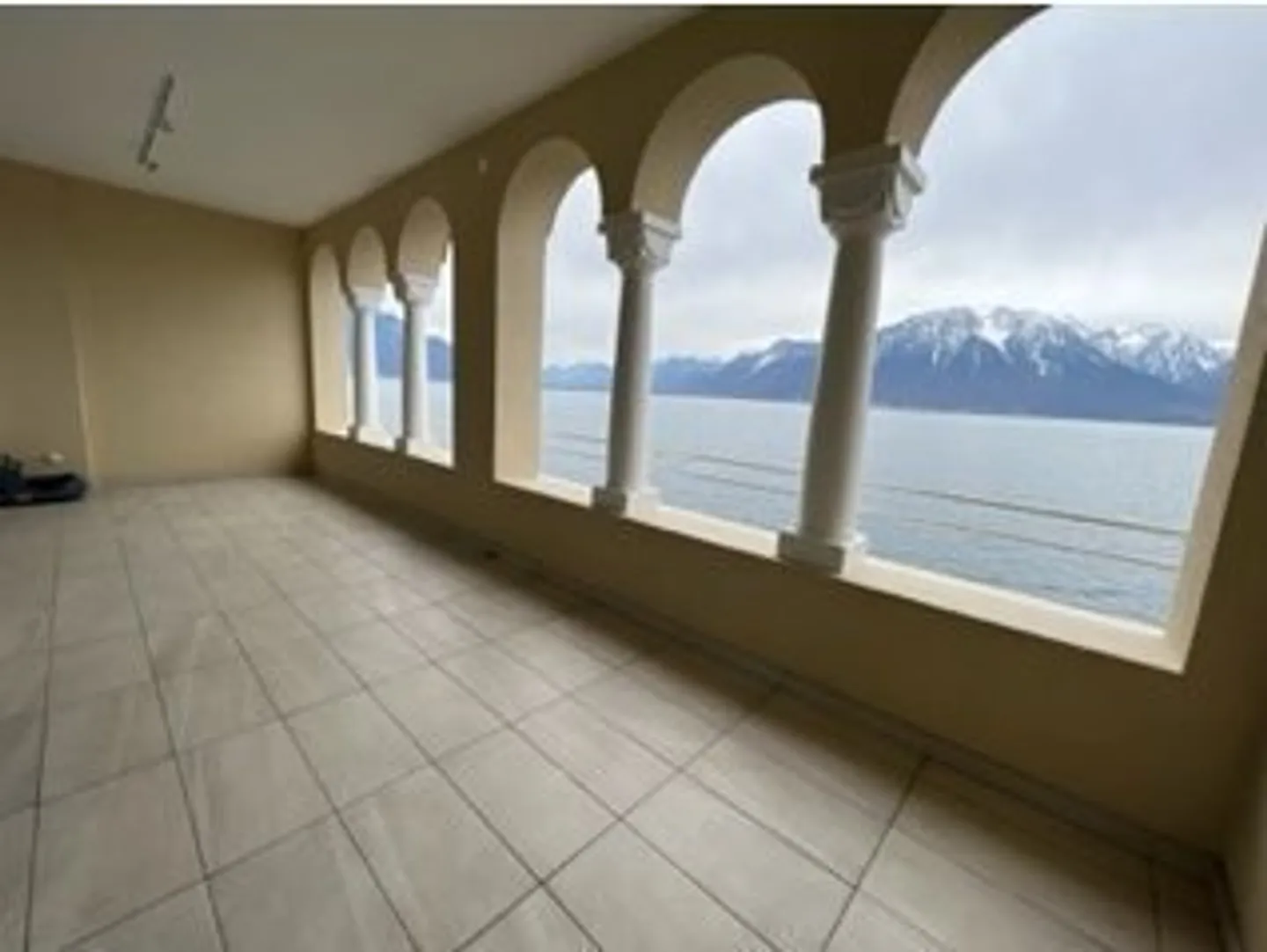 Habitat de 6.5 pièces au 3ème étage - Foto 2 di 10