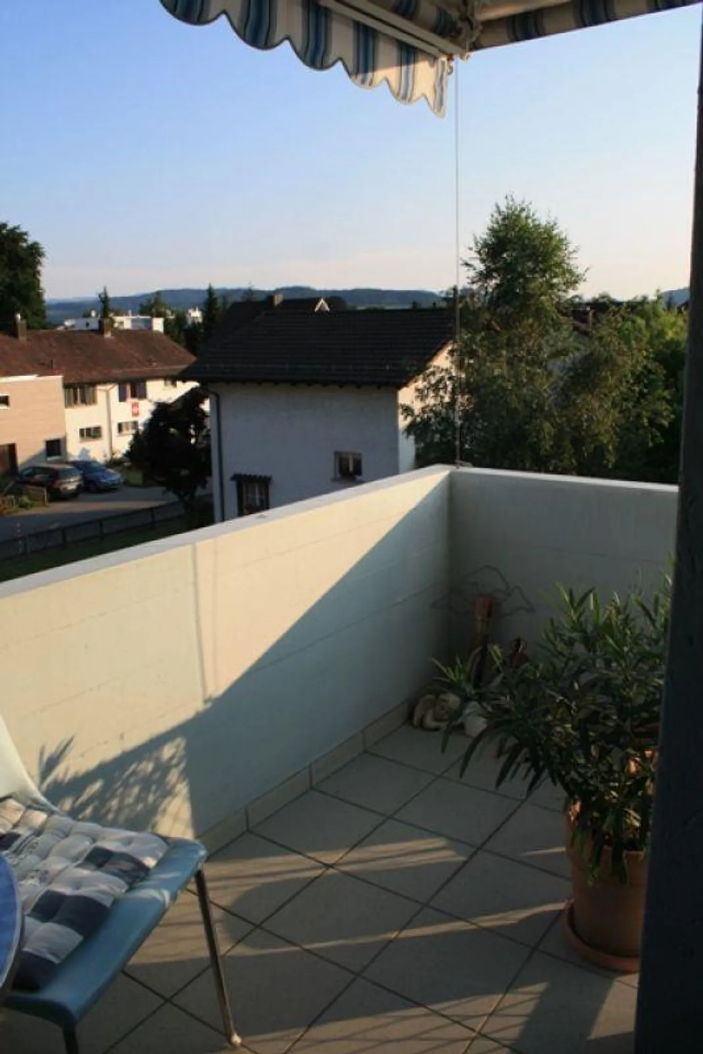 Appartamento 3.5 stanze situato in una zona tranquilla ma centrale - Foto 10 di 12
