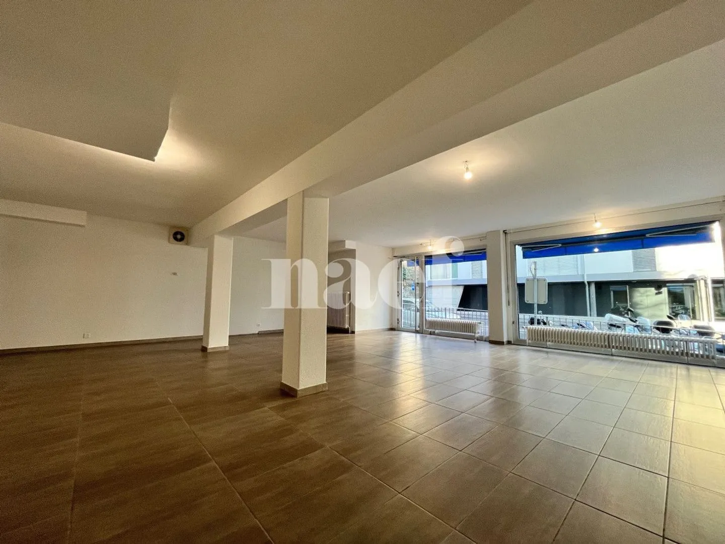 Commerce - Photo 3 sur 5