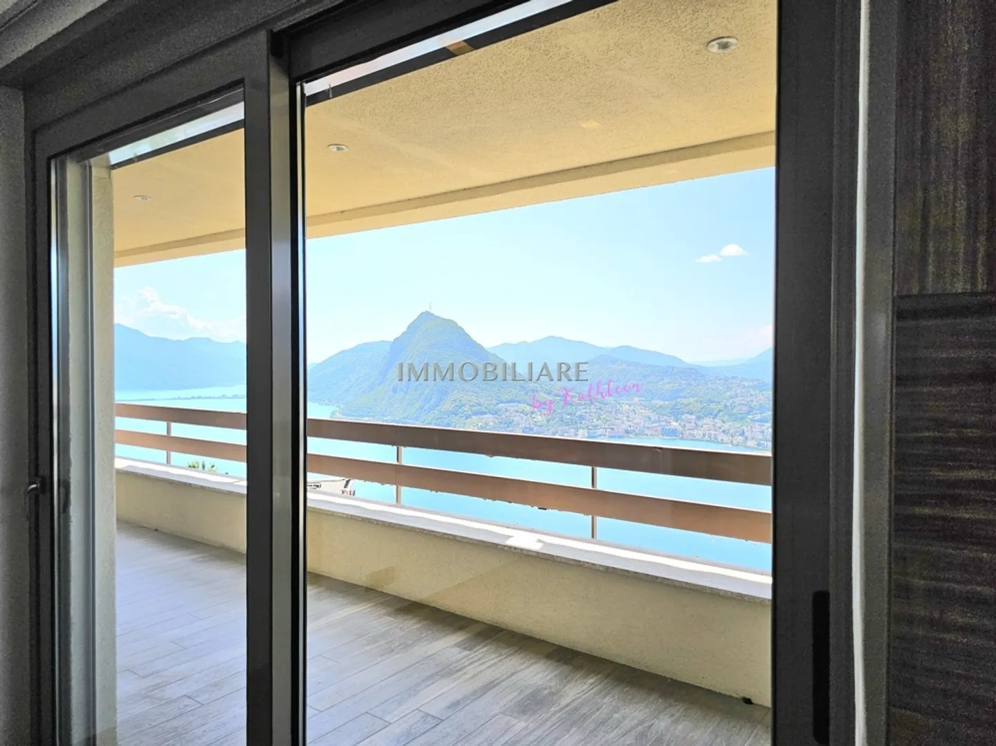 Appartamento di Lusso con Vista Lago - Foto 14 di 28