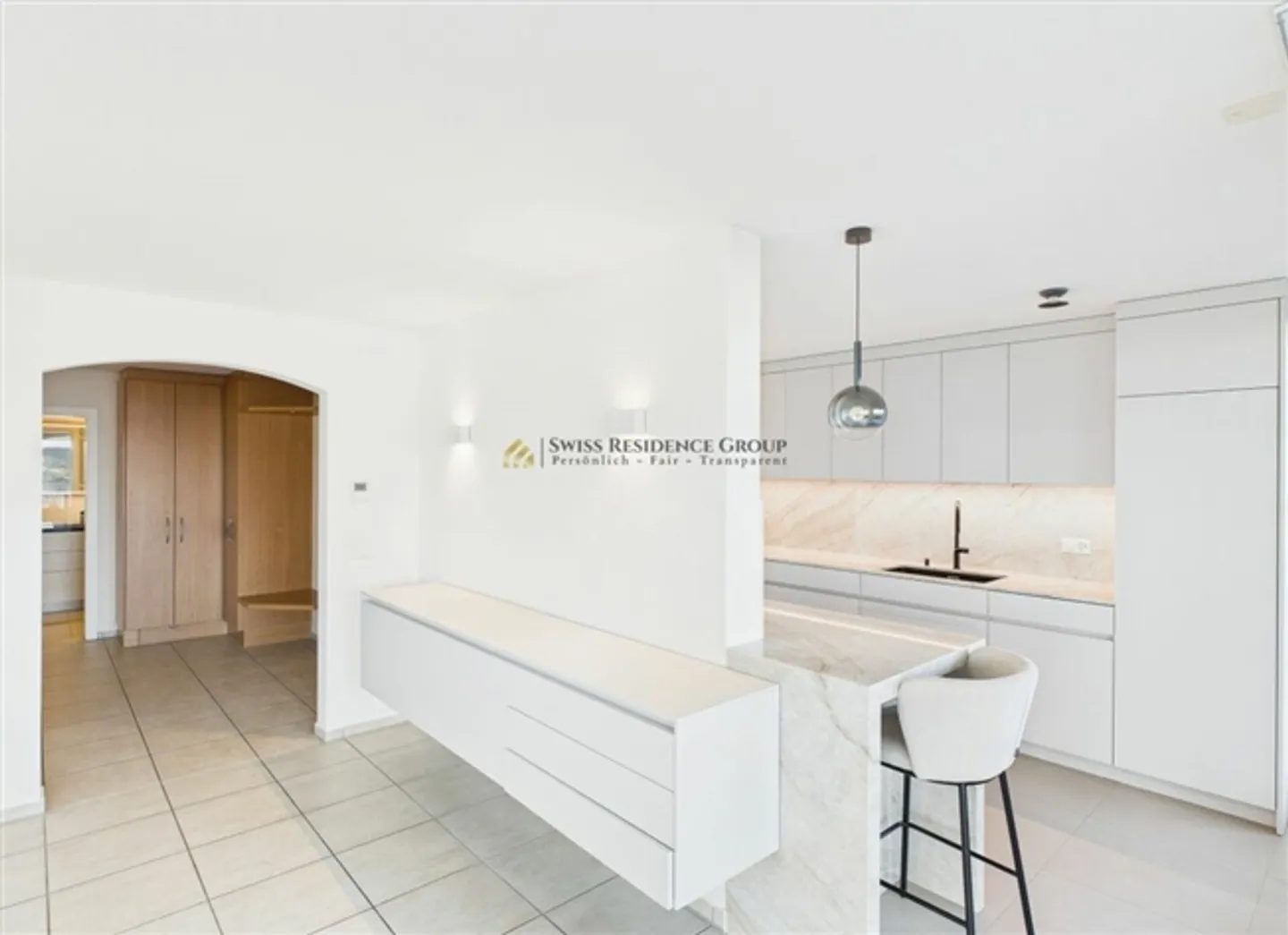 Vivere con vista: Appartamento terrazza da sogno di 6,5 stanze con vista lago a Wollerau - Foto 7 di 20