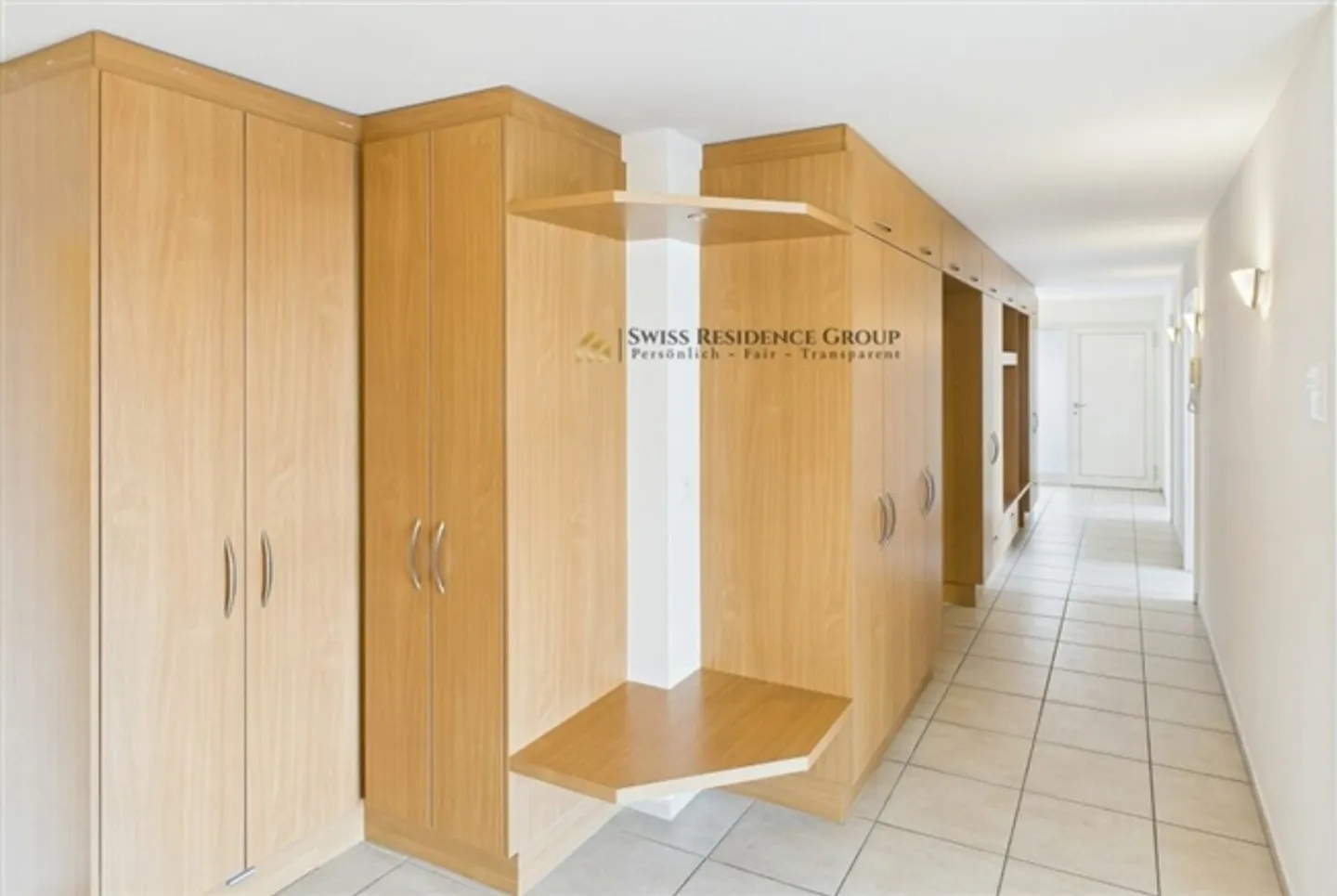 Vivere con vista: Appartamento terrazza da sogno di 6,5 stanze con vista lago a Wollerau - Foto 11 di 20