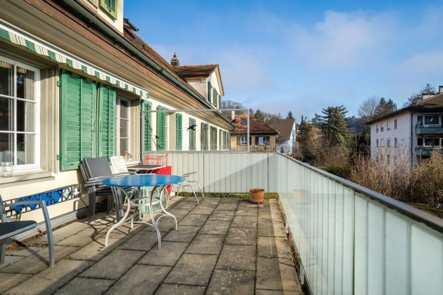 Affascinante casa trifamiliare con giardino a Winterthur-Veltheim - Foto 23 di 29