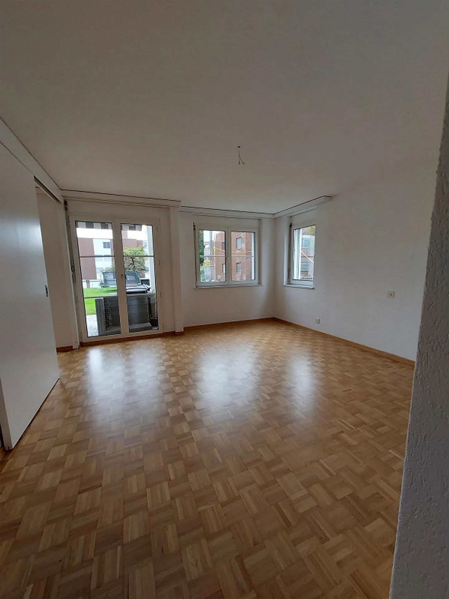 Appartement lumineux de 4,5 pièces - Photo 6 sur 10