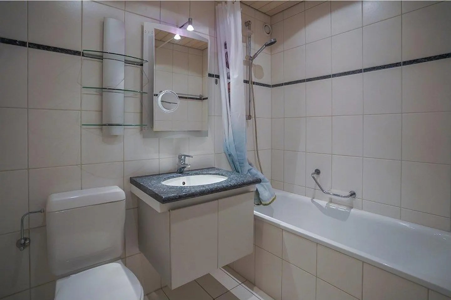 4.5 Room Apartment - Photo 8 of 13