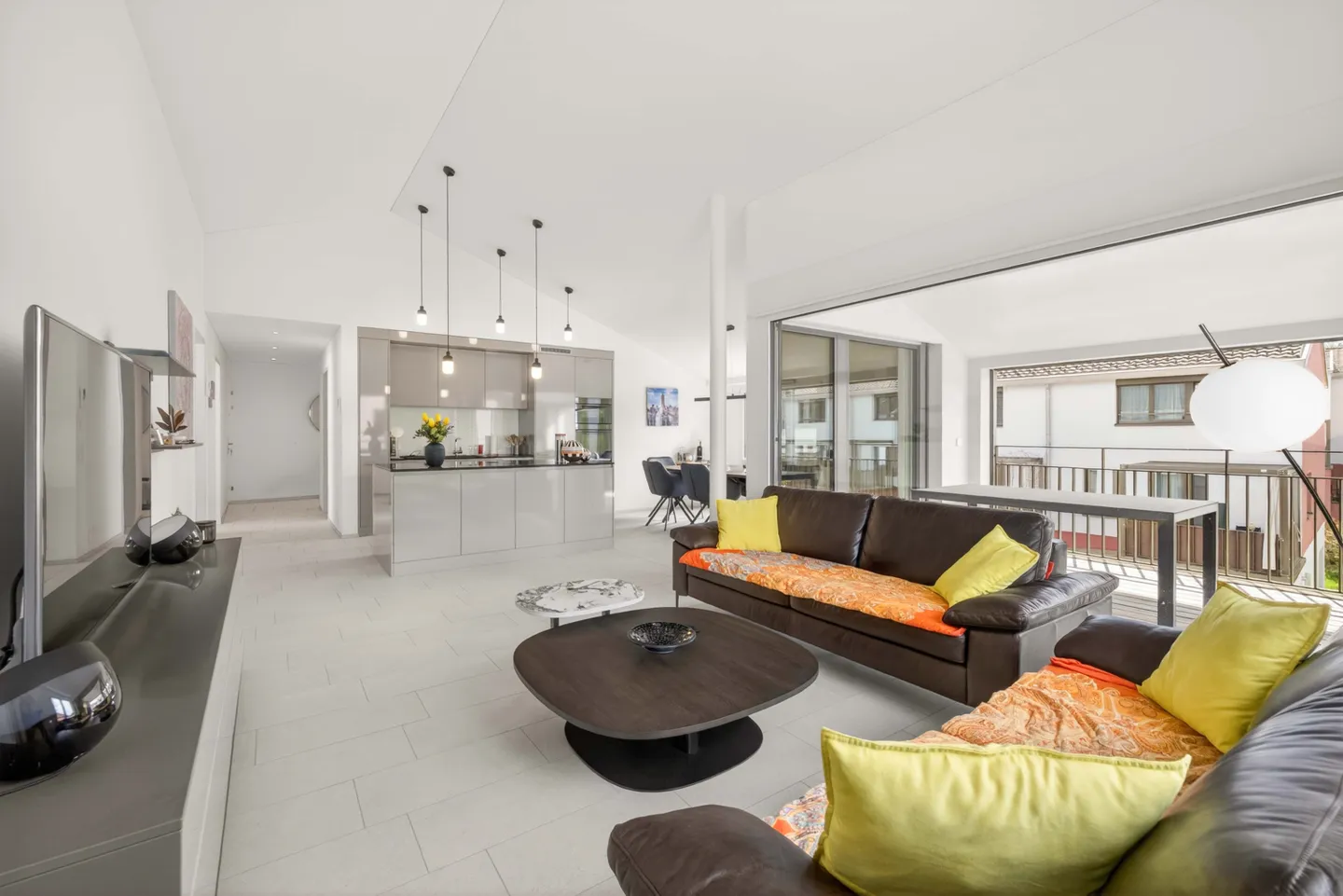 Penthouse elegante 4.5 locali - Foto 1 di 16