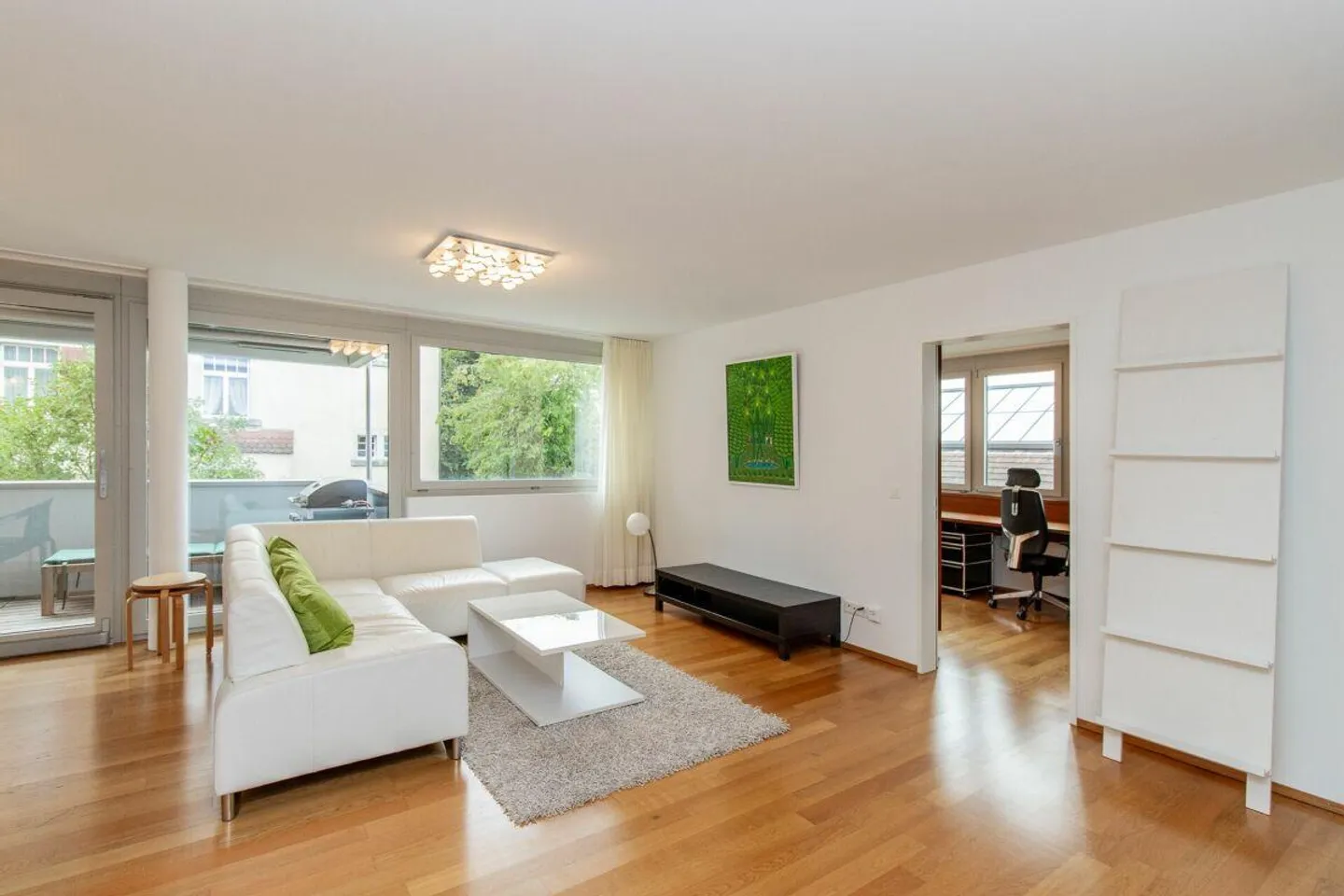 Comfortable 4.5-room rental apartment near HSG - fully equipped & ready to move in - Photo 2 of 13