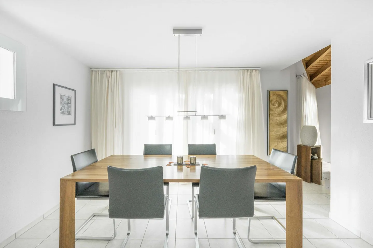 Well-maintained single-family home for families - Photo 6 of 15