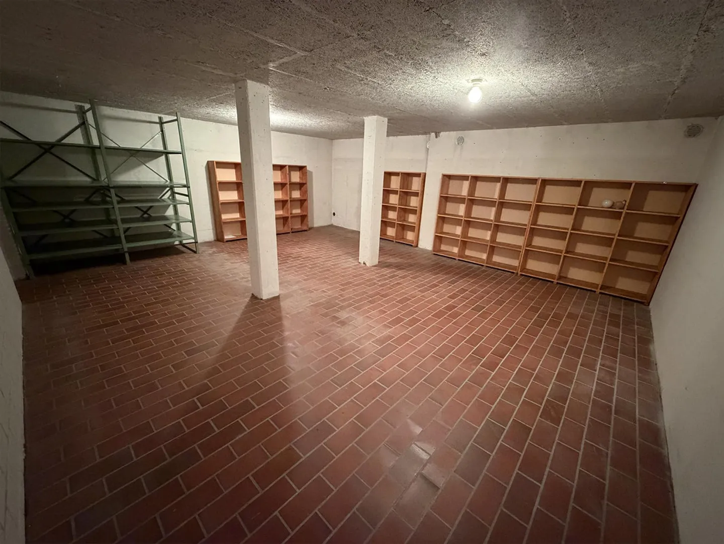 Spacious Craft/Storage Room for Rent - Photo 2 of 4