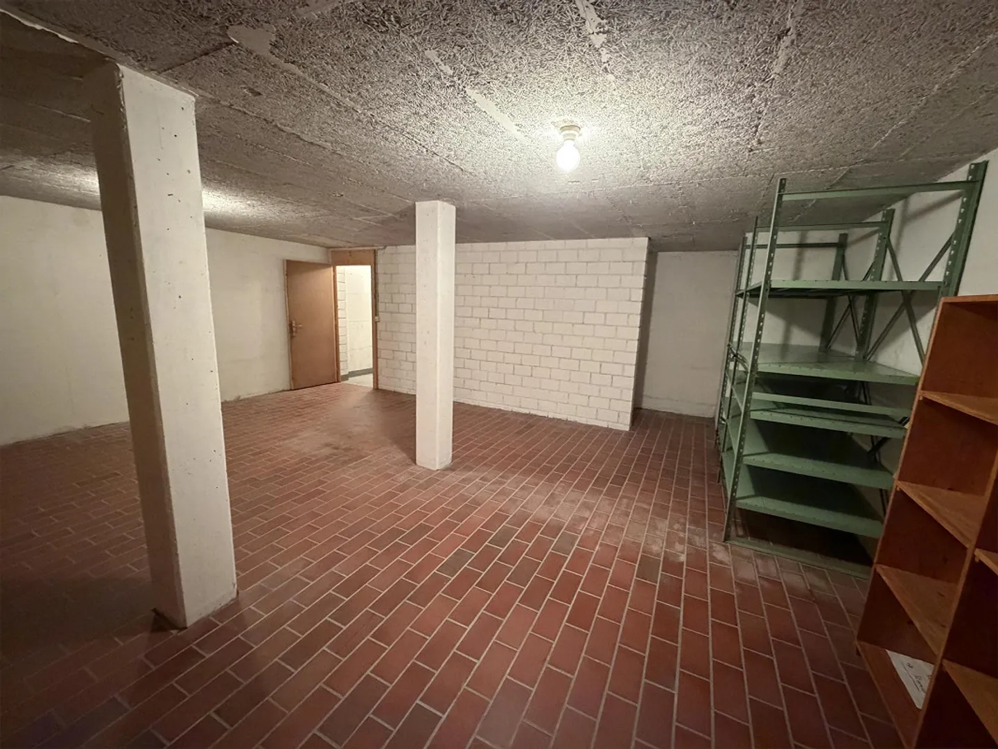 Spacious Craft/Storage Room for Rent - Photo 3 of 4