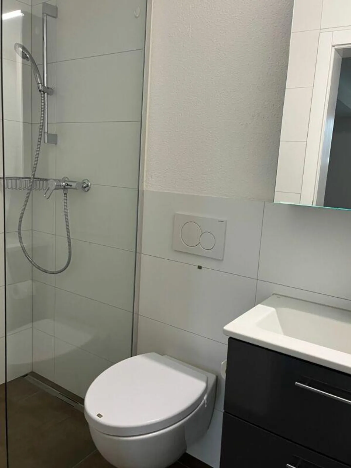 Charmante Wohnung in stilvoller Villa - Foto 4 von 6