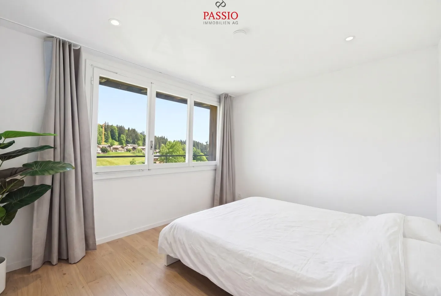 Wohnen über dem Thunersee – 5.5-Zimmerwohnung mit traumhafter Aussicht - Photo 29 of 34