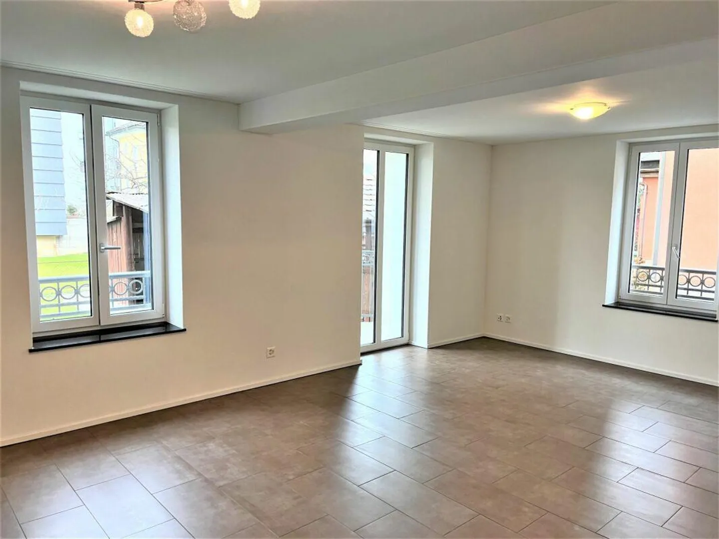 Charmante Wohnung in stilvoller Villa - Foto 5 von 6