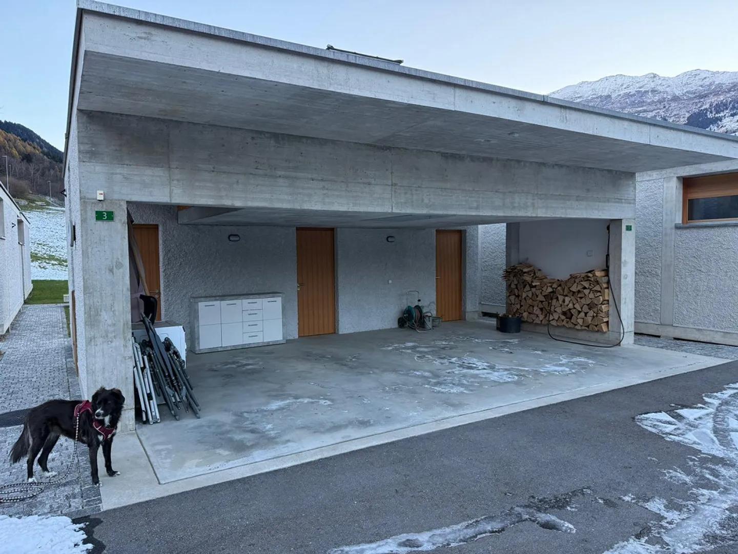 Modern single-family house in Torre with garden and garage - Photo 2 of 7