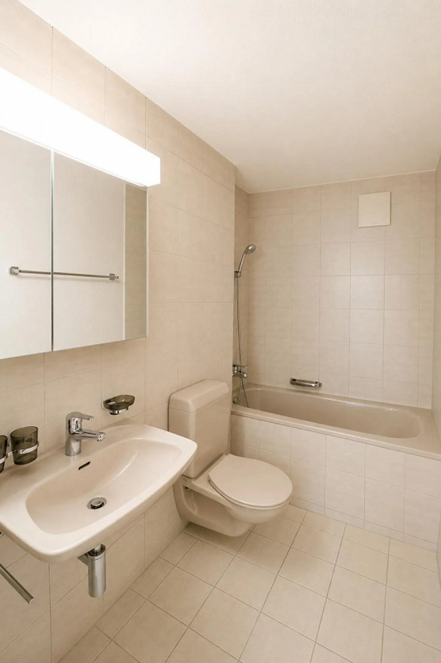 6,5 Zi. Duplex Wohnung mit viel Raum - Foto 6 di 10