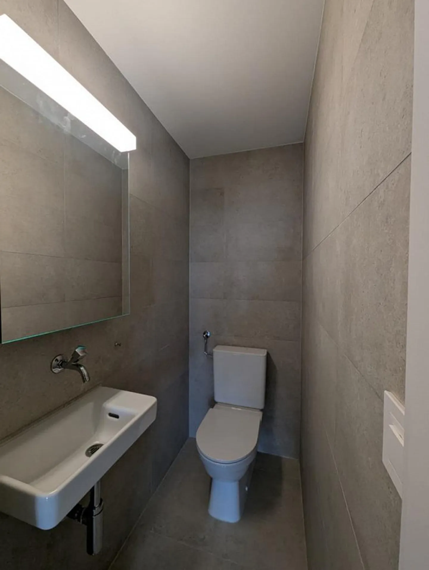 Bright renovated 4-room apartment on the 7th floor / Rent campaign - Photo 9 of 12