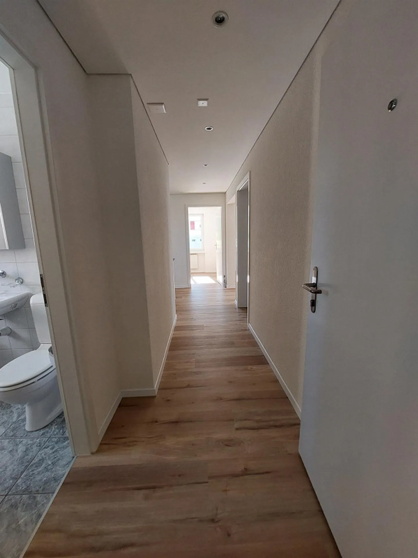Appartement calme récemment rénové - Photo 5 sur 13