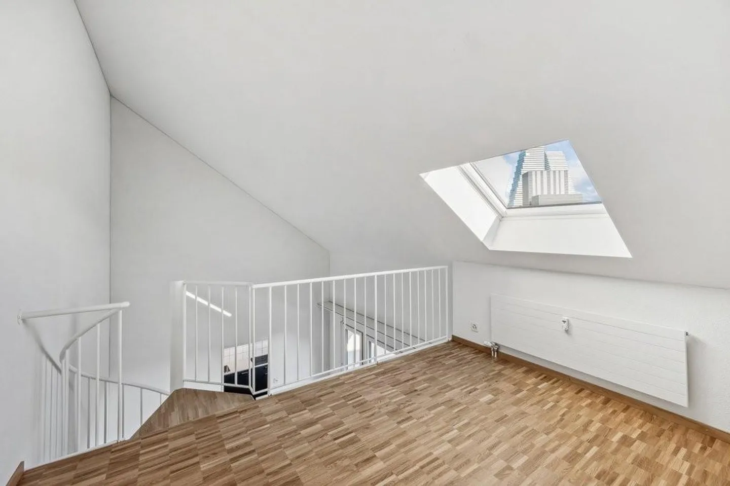 Appartement penthouse exclusif près du Rhin avec terrasse spacieuse - Photo 8 sur 9