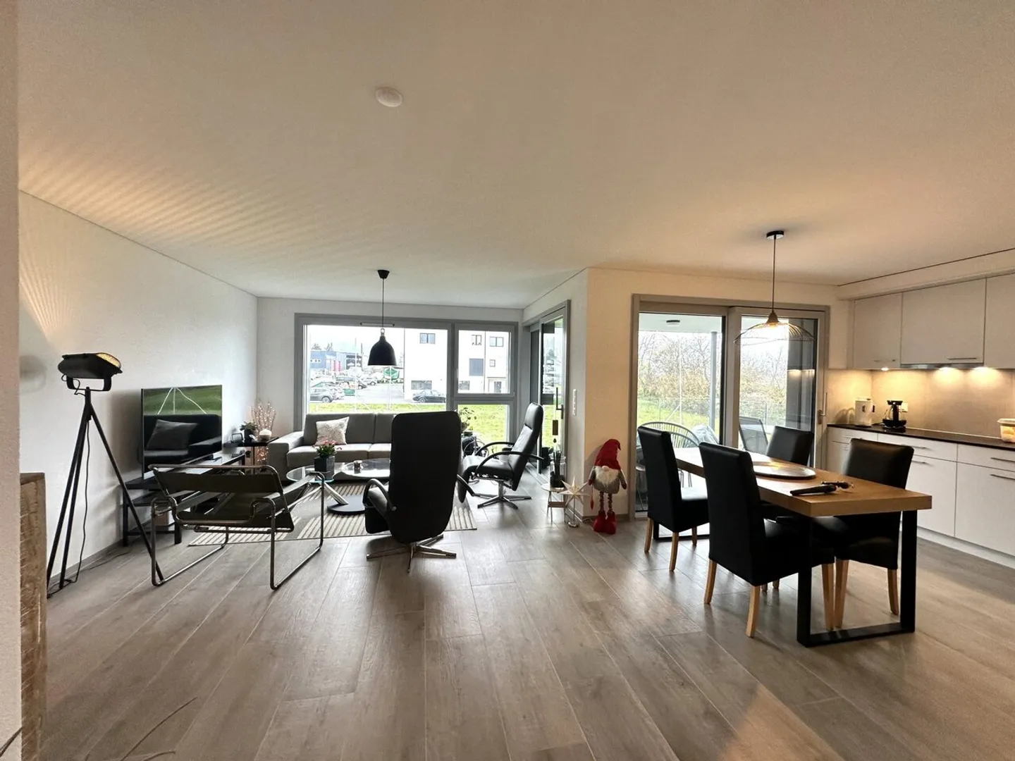 Moderne 3.5-Zimmer-Wohnung - Foto 4 von 15