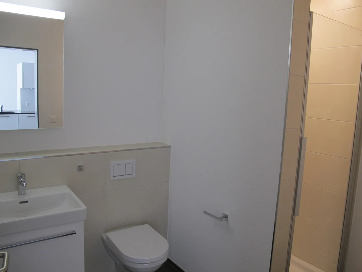 2.5-Zimmerwohnung im EG mit Gartensitzplatz - Foto 2 von 4