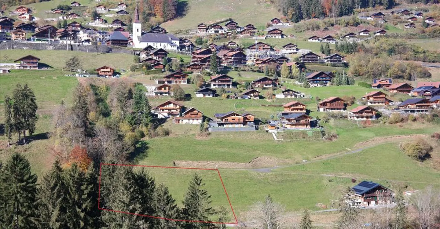 Building land - Photo 1 of 10