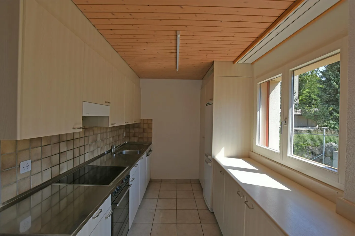 Attraktive 5.5 Zimmer-Wohnung an sonniger Lage zu vermieten - Foto 5 von 9