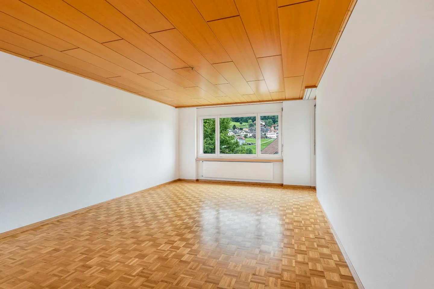 Attraktive 5.5 Zimmer-Wohnung an sonniger Lage zu vermieten - Foto 6 von 9