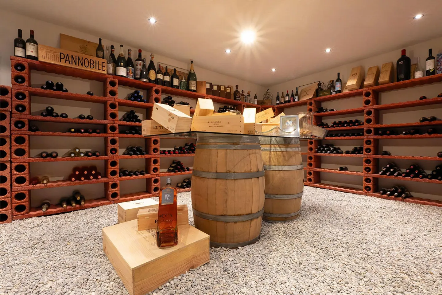 Luxurious 8.5-Room Living Experience with Lake View in Bottighofen - Photo 25 of 26