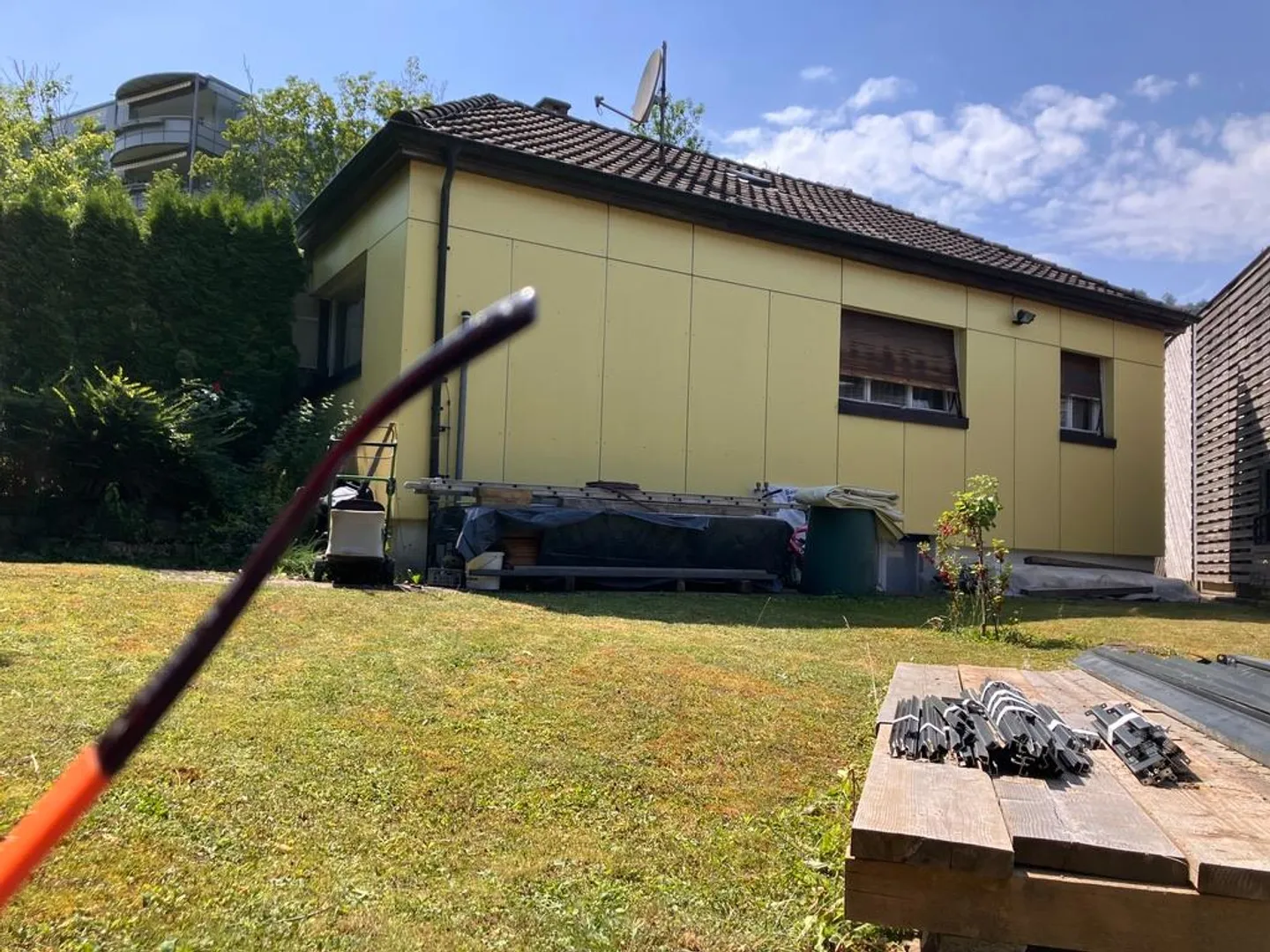 Buttenaustrasse 11, 8134 Adliswil – Zona Centrale W3 – Perla del Progetto con Potenziale di Sviluppo - Foto 3 di 6